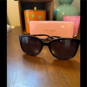 Kate Spade Sunnies! Like new, in box!